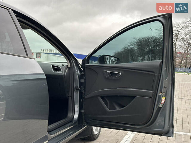 Сірий Сеат Leon, об'ємом двигуна 1.2 л та пробігом 127 тис. км за 9900 $, фото 44 на Automoto.ua