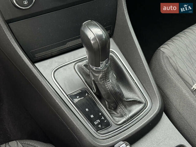 Сірий Сеат Leon, об'ємом двигуна 1.2 л та пробігом 127 тис. км за 9900 $, фото 66 на Automoto.ua