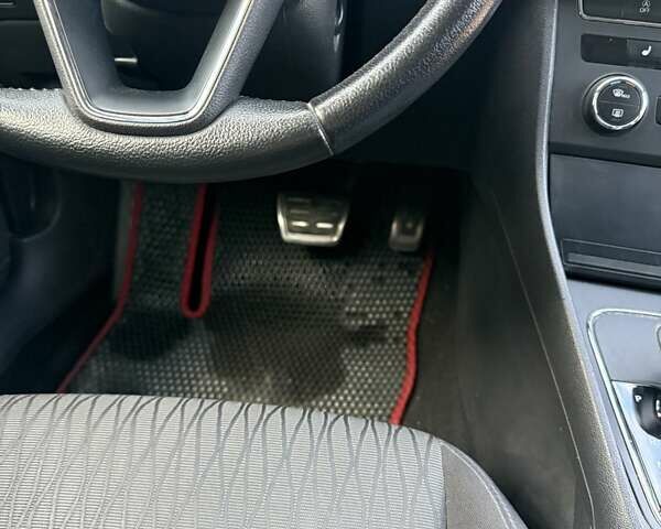 Серый Сеат Леон, объемом двигателя 1.2 л и пробегом 127 тыс. км за 9500 $, фото 12 на Automoto.ua