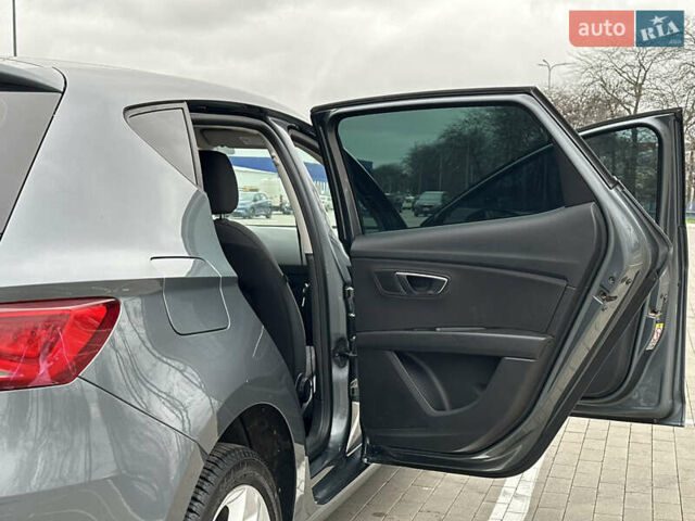 Сірий Сеат Leon, об'ємом двигуна 1.2 л та пробігом 127 тис. км за 9900 $, фото 37 на Automoto.ua