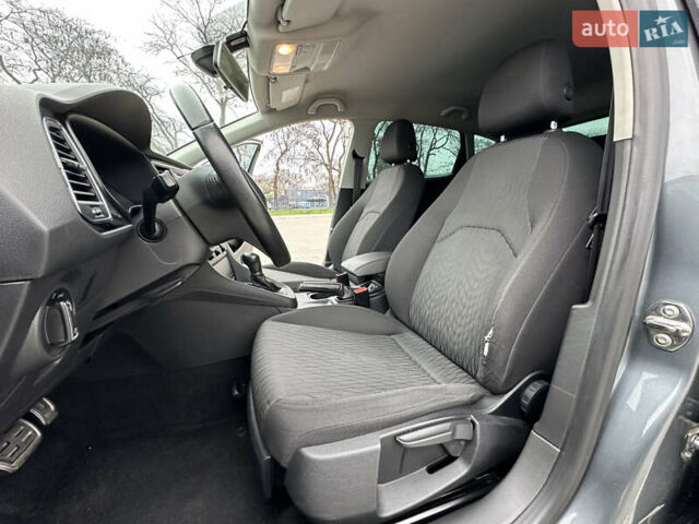 Сірий Сеат Leon, об'ємом двигуна 1.2 л та пробігом 127 тис. км за 9900 $, фото 54 на Automoto.ua