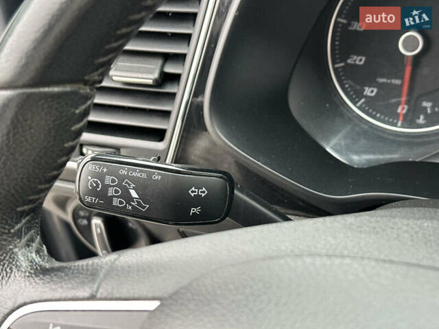 Сірий Сеат Leon, об'ємом двигуна 1.2 л та пробігом 127 тис. км за 9900 $, фото 62 на Automoto.ua