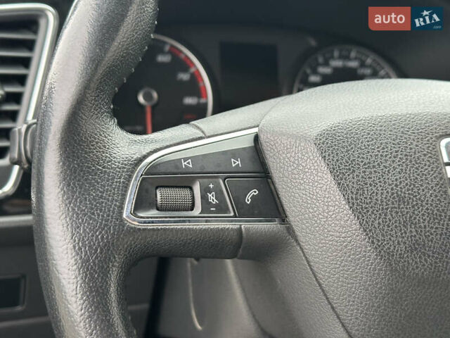 Сірий Сеат Leon, об'ємом двигуна 1.2 л та пробігом 127 тис. км за 9900 $, фото 60 на Automoto.ua