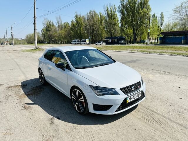 Серый Сеат Леон, объемом двигателя 2 л и пробегом 75 тыс. км за 19999 $, фото 8 на Automoto.ua