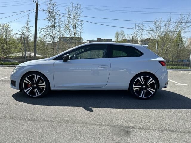 Серый Сеат Леон, объемом двигателя 2 л и пробегом 75 тыс. км за 19999 $, фото 2 на Automoto.ua