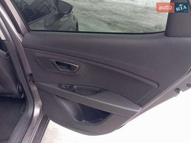 Серый Сеат Леон, объемом двигателя 1.6 л и пробегом 277 тыс. км за 8500 $, фото 25 на Automoto.ua