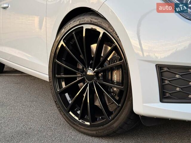 Серый Сеат Леон, объемом двигателя 2 л и пробегом 50 тыс. км за 21900 $, фото 7 на Automoto.ua