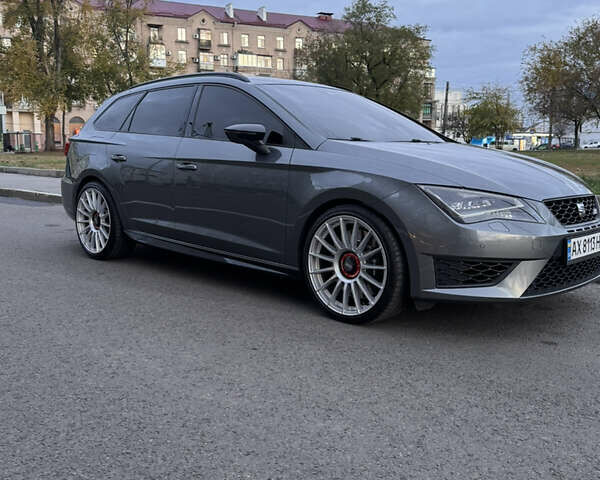 Серый Сеат Леон, объемом двигателя 1.98 л и пробегом 112 тыс. км за 33000 $, фото 5 на Automoto.ua