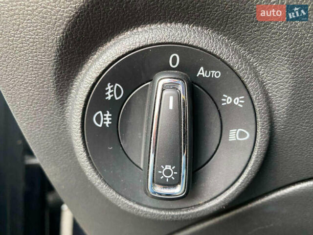 Сірий Сеат Leon, об'ємом двигуна 1.6 л та пробігом 158 тис. км за 10800 $, фото 21 на Automoto.ua