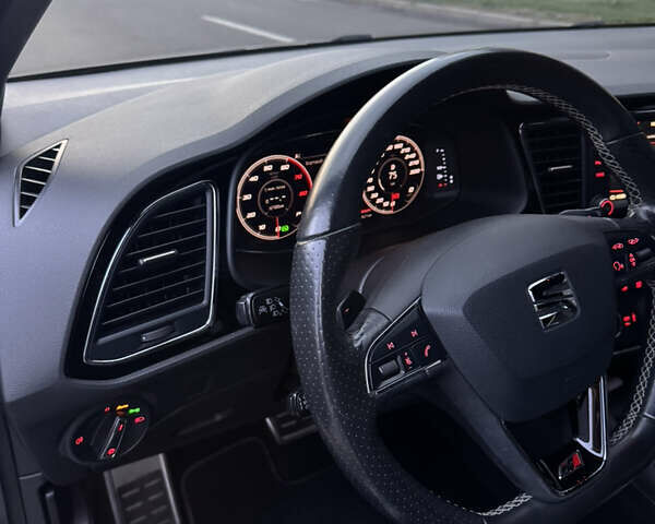 Серый Сеат Леон, объемом двигателя 1.98 л и пробегом 112 тыс. км за 33000 $, фото 13 на Automoto.ua