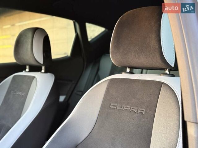 Серый Сеат Леон, объемом двигателя 2 л и пробегом 50 тыс. км за 21900 $, фото 33 на Automoto.ua