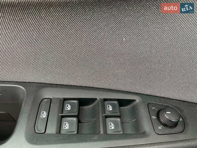Сірий Сеат Leon, об'ємом двигуна 1.6 л та пробігом 158 тис. км за 10800 $, фото 22 на Automoto.ua