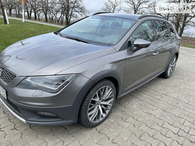 Сірий Сеат Leon, об'ємом двигуна 2 л та пробігом 170 тис. км за 17000 $, фото 3 на Automoto.ua