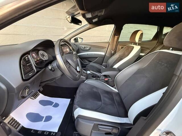 Серый Сеат Леон, объемом двигателя 2 л и пробегом 50 тыс. км за 21900 $, фото 25 на Automoto.ua