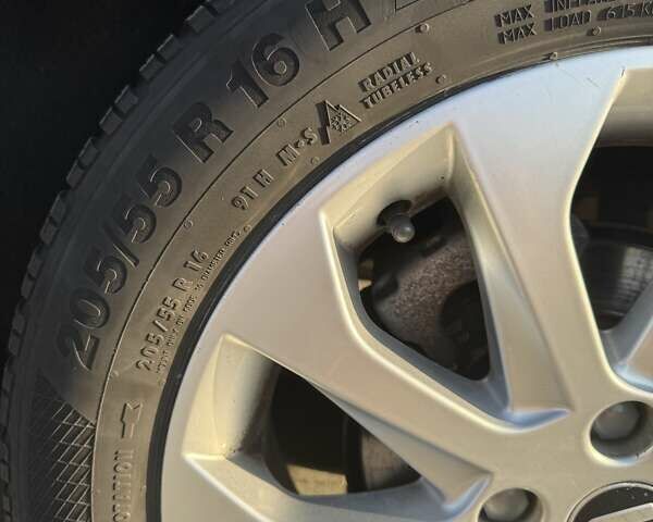 Сірий Сеат Leon, об'ємом двигуна 1.6 л та пробігом 250 тис. км за 10900 $, фото 33 на Automoto.ua