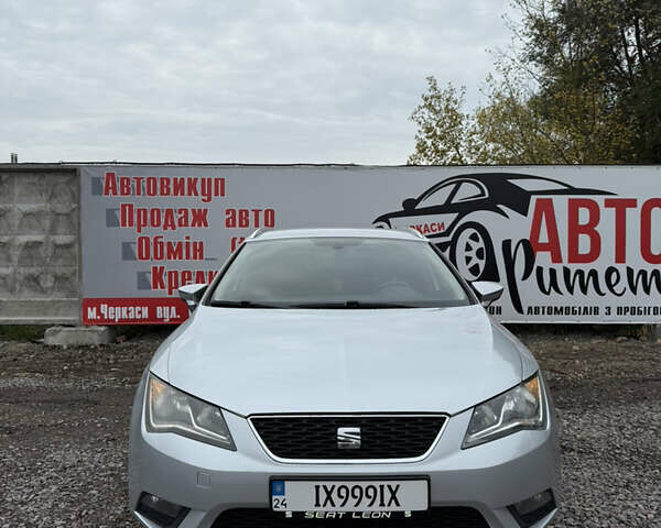 Серый Сеат Леон, объемом двигателя 1.6 л и пробегом 251 тыс. км за 10800 $, фото 1 на Automoto.ua