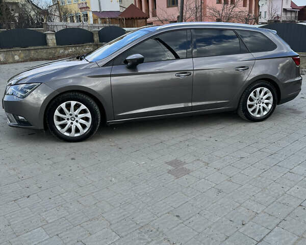 Серый Сеат Леон, объемом двигателя 1.6 л и пробегом 301 тыс. км за 8850 $, фото 5 на Automoto.ua