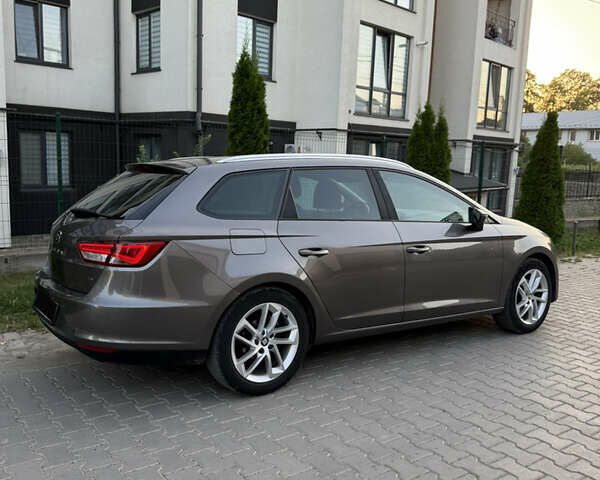 Сірий Сеат Leon, об'ємом двигуна 1.97 л та пробігом 248 тис. км за 11500 $, фото 2 на Automoto.ua