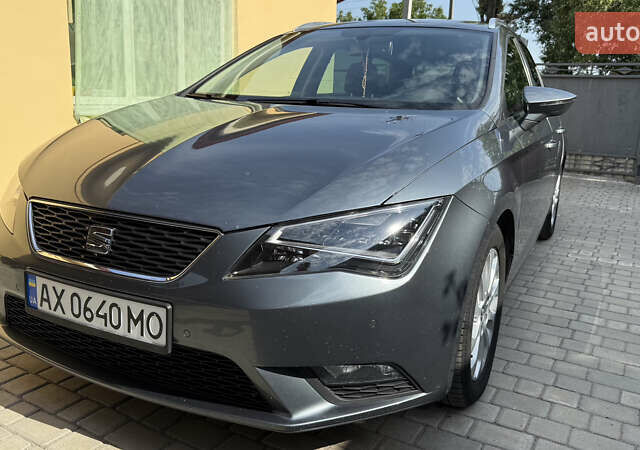 Сеат Леон 2014 в Новомосковске на Automoto.ua Серый Сеат Леон, объемом двигателя 1.6 л и пробегом 253 тыс. км за 10450 $, фото 1 на Automoto.ua