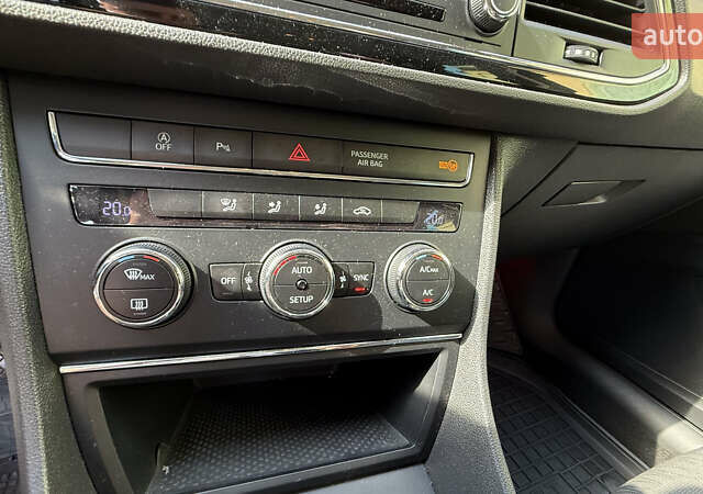 Сеат Леон 2014 в Новомосковске на Automoto.ua Серый Сеат Леон, объемом двигателя 1.6 л и пробегом 253 тыс. км за 10450 $, фото 8 на Automoto.ua