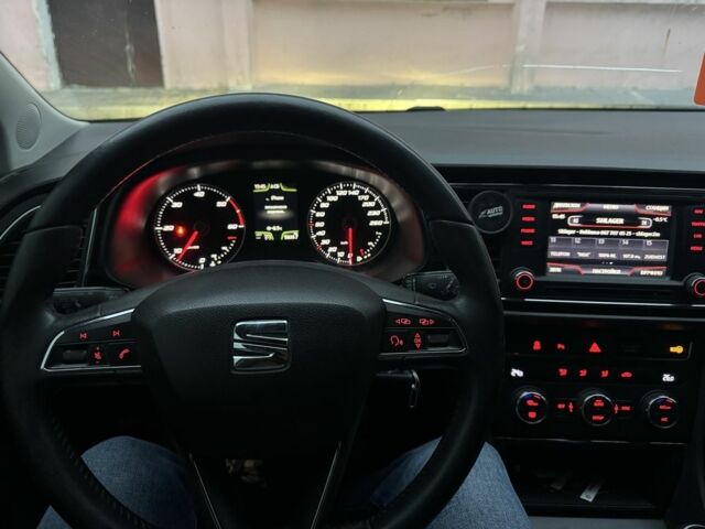 Сірий Сеат Leon, об'ємом двигуна 0 л та пробігом 270 тис. км за 8999 $, фото 5 на Automoto.ua