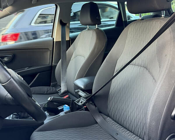 Сірий Сеат Leon, об'ємом двигуна 1.97 л та пробігом 248 тис. км за 11500 $, фото 12 на Automoto.ua