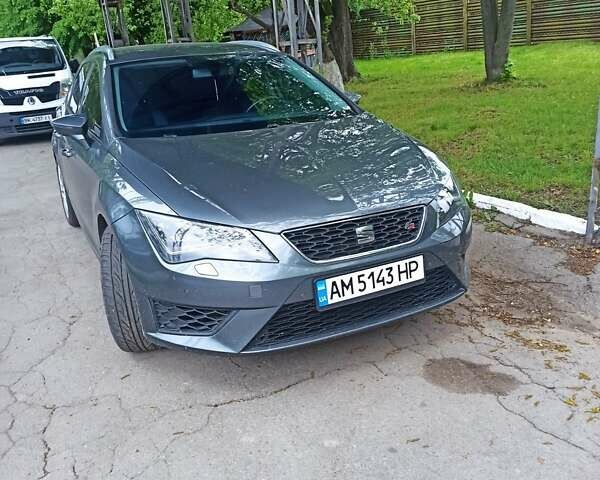 Серый Сеат Леон, объемом двигателя 1.6 л и пробегом 253 тыс. км за 9200 $, фото 1 на Automoto.ua