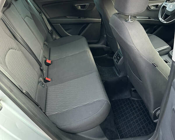 Сірий Сеат Leon, об'ємом двигуна 1.6 л та пробігом 214 тис. км за 9200 $, фото 18 на Automoto.ua