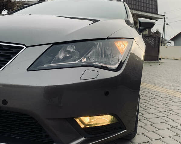 Серый Сеат Леон, объемом двигателя 2 л и пробегом 285 тыс. км за 10000 $, фото 10 на Automoto.ua