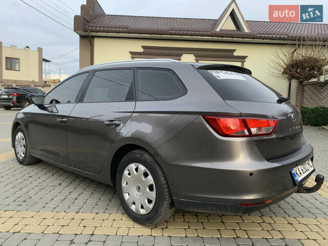 Серый Сеат Леон, объемом двигателя 2 л и пробегом 285 тыс. км за 10600 $, фото 3 на Automoto.ua