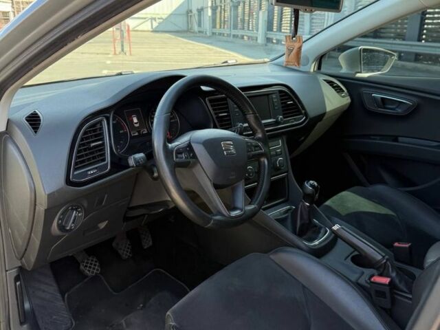 Сірий Сеат Leon, об'ємом двигуна 1.6 л та пробігом 373 тис. км за 8299 $, фото 5 на Automoto.ua