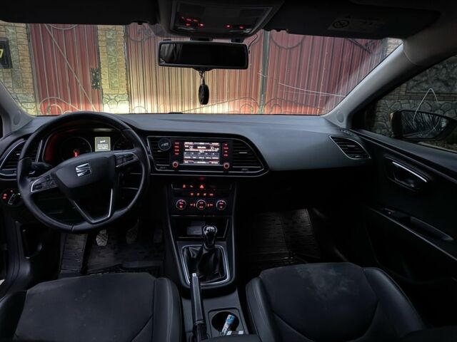 Сірий Сеат Leon, об'ємом двигуна 0 л та пробігом 270 тис. км за 8999 $, фото 6 на Automoto.ua