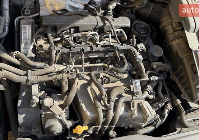 Сеат Леон 2014 в Новомосковске на Automoto.ua Серый Сеат Леон, объемом двигателя 1.6 л и пробегом 253 тыс. км за 10450 $, фото 15 на Automoto.ua