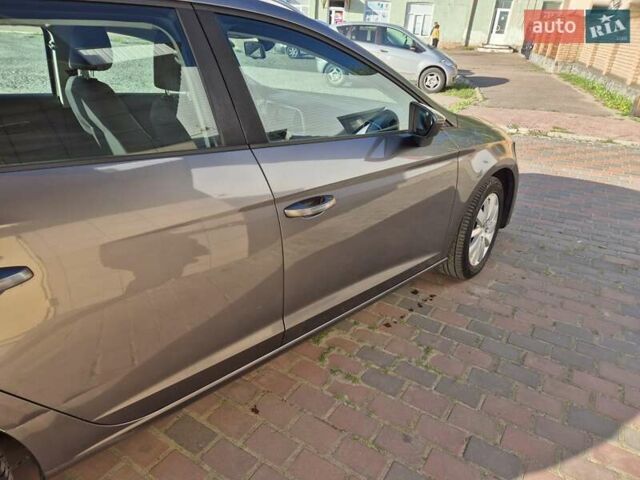 Сірий Сеат Leon, об'ємом двигуна 1.97 л та пробігом 284 тис. км за 9400 $, фото 2 на Automoto.ua