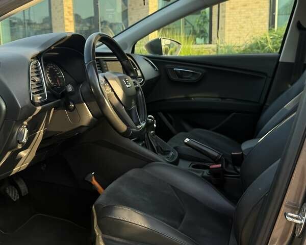 Сірий Сеат Leon, об'ємом двигуна 1.6 л та пробігом 250 тис. км за 10900 $, фото 11 на Automoto.ua