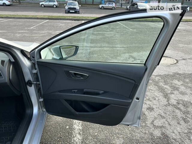 Сірий Сеат Leon, об'ємом двигуна 1.6 л та пробігом 214 тис. км за 9200 $, фото 16 на Automoto.ua