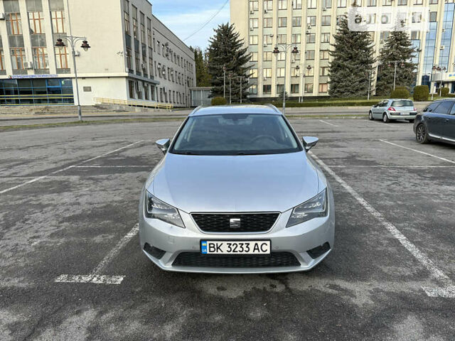 Сірий Сеат Leon, об'ємом двигуна 1.6 л та пробігом 214 тис. км за 10000 $, фото 2 на Automoto.ua