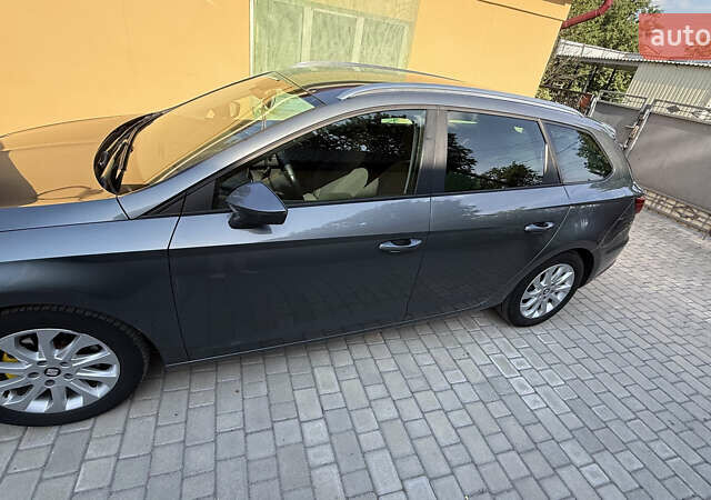 Сеат Леон 2014 в Новомосковске на Automoto.ua Серый Сеат Леон, объемом двигателя 1.6 л и пробегом 253 тыс. км за 10450 $, фото 3 на Automoto.ua
