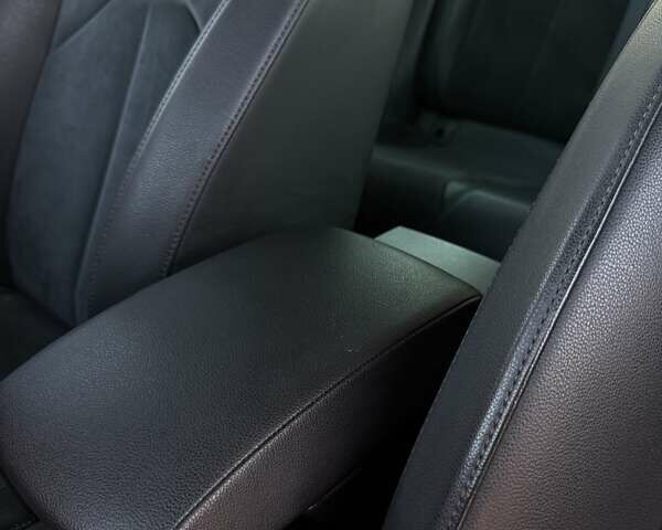 Сірий Сеат Leon, об'ємом двигуна 1.6 л та пробігом 250 тис. км за 10900 $, фото 23 на Automoto.ua