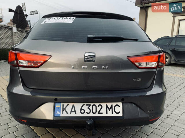 Серый Сеат Леон, объемом двигателя 2 л и пробегом 285 тыс. км за 10000 $, фото 5 на Automoto.ua