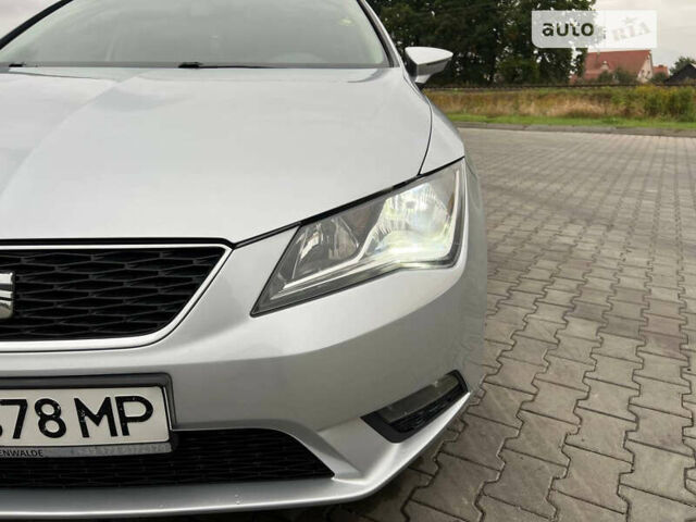 Сірий Сеат Leon, об'ємом двигуна 1.6 л та пробігом 245 тис. км за 8750 $, фото 4 на Automoto.ua