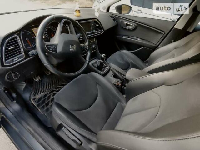 Сірий Сеат Leon, об'ємом двигуна 1.6 л та пробігом 150 тис. км за 9800 $, фото 17 на Automoto.ua