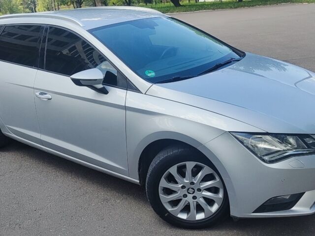 Сірий Сеат Leon, об'ємом двигуна 2 л та пробігом 230 тис. км за 10000 $, фото 2 на Automoto.ua
