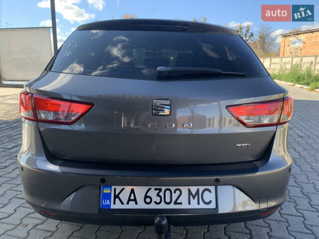 Сеат Леон 2014 в Тульчине на Automoto.ua Серый Сеат Леон, объемом двигателя 2 л и пробегом 284 тыс. км за 10800 $, фото 8 на Automoto.ua