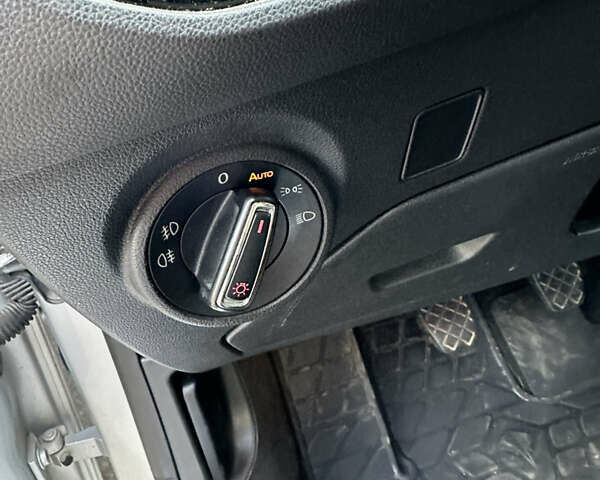 Сірий Сеат Leon, об'ємом двигуна 1.6 л та пробігом 214 тис. км за 9200 $, фото 28 на Automoto.ua