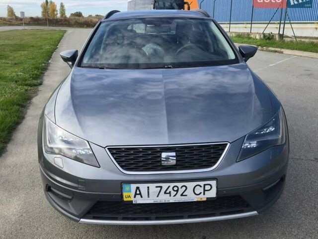 Сеат Леон 2015 в Броварах на Automoto.ua Серый Сеат Леон, объемом двигателя 2 л и пробегом 290 тыс. км за 13000 $, фото 7 на Automoto.ua