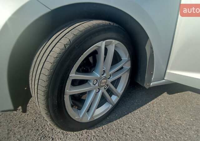 Сірий Сеат Leon, об'ємом двигуна 1.6 л та пробігом 226 тис. км за 11850 $, фото 19 на Automoto.ua