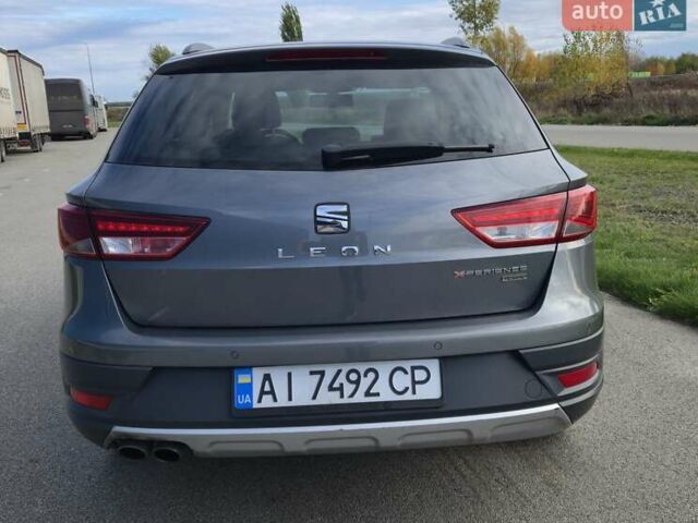 Сеат Леон 2015 в Броварах на Automoto.ua Серый Сеат Леон, объемом двигателя 2 л и пробегом 290 тыс. км за 13000 $, фото 3 на Automoto.ua