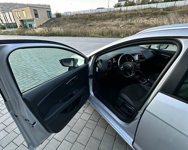 Сірий Сеат Leon, об'ємом двигуна 1.6 л та пробігом 226 тис. км за 12000 $, фото 8 на Automoto.ua