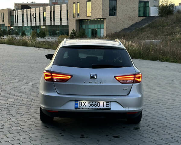 Сірий Сеат Leon, об'ємом двигуна 1.6 л та пробігом 226 тис. км за 12000 $, фото 3 на Automoto.ua